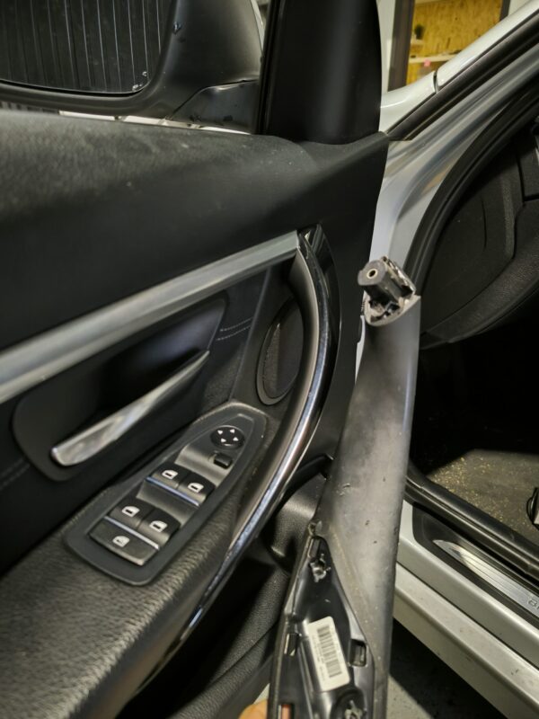 Conjunto de 2 Puxadores Frontais Pretos BMW Série 3/4 F30 F31 F35 F32 F36 2012-2017 - Image 8