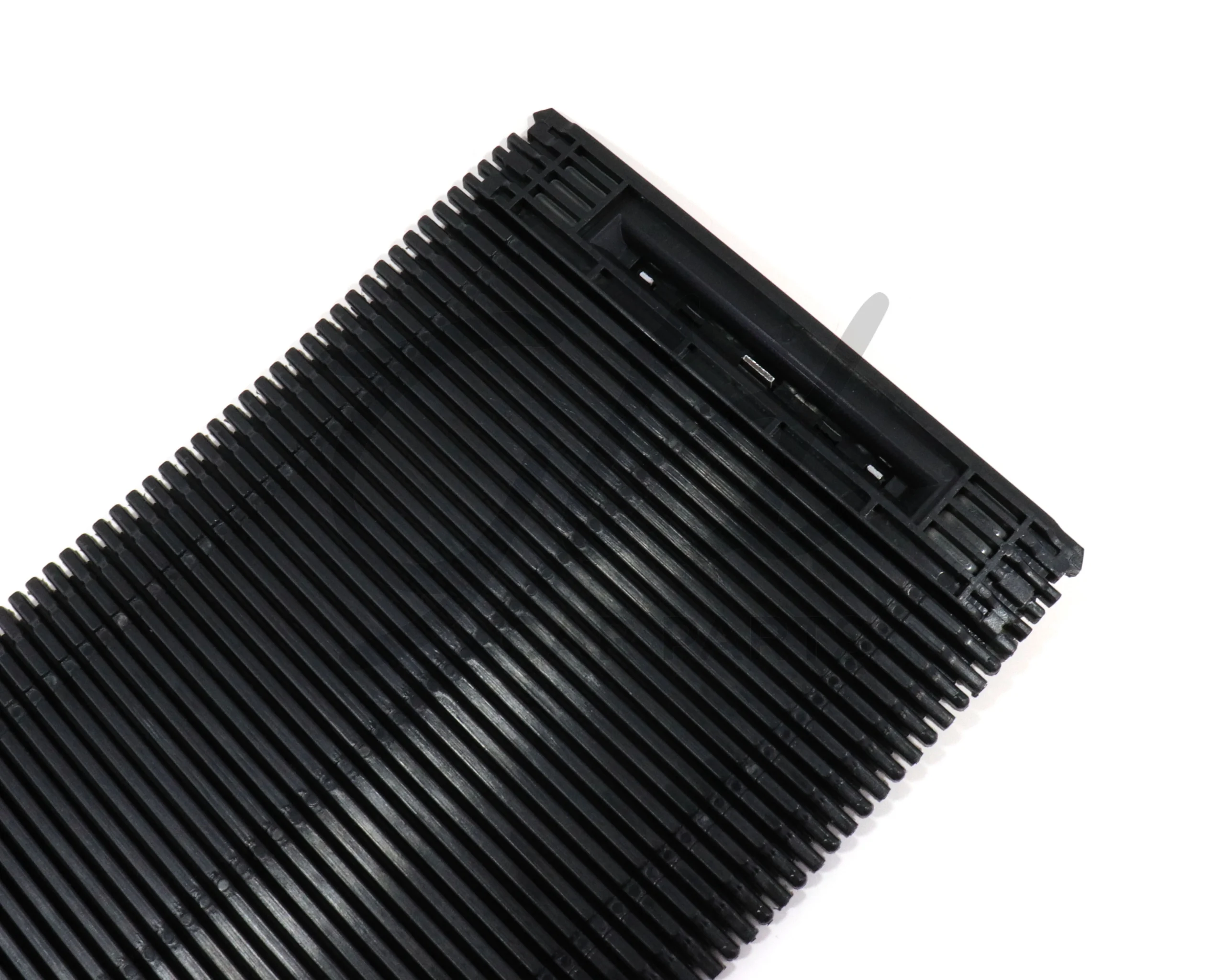 Cortina Gaveta Consola Central Preta Volkswagen Passat 2016-2018 - Image 6