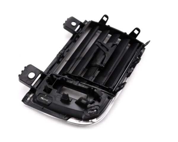 Grelha Ventilação Frontal Esquerda Cromada Série 5 GT F07 2010-2017 - Image 6