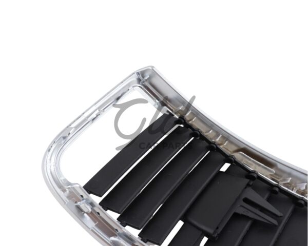 Grelha Ventilação Frontal Direita Audi Q7 2006-2015 - Image 4
