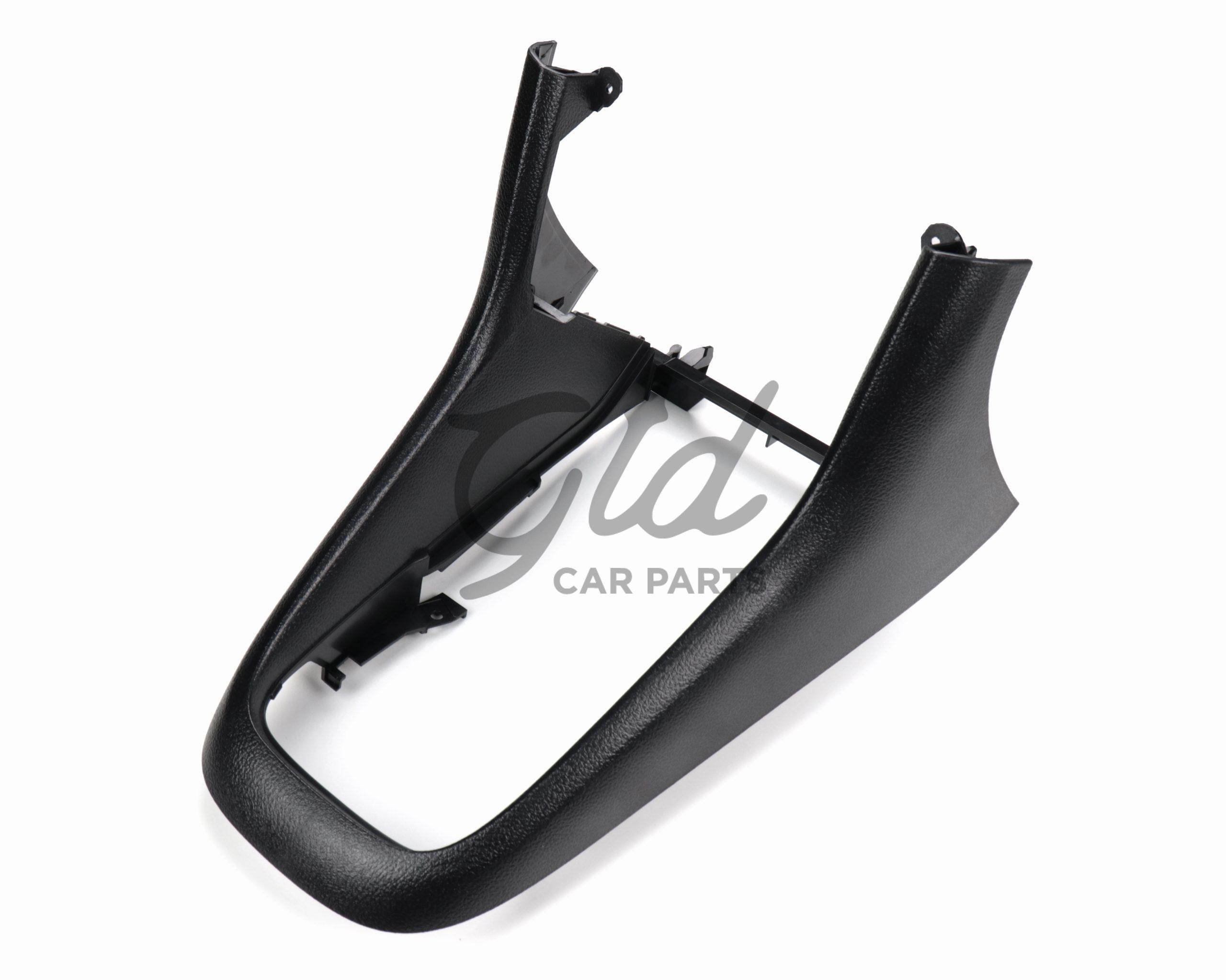 Moldura Consola Central Preta Volkswagen Golf MK6 2008-2013
